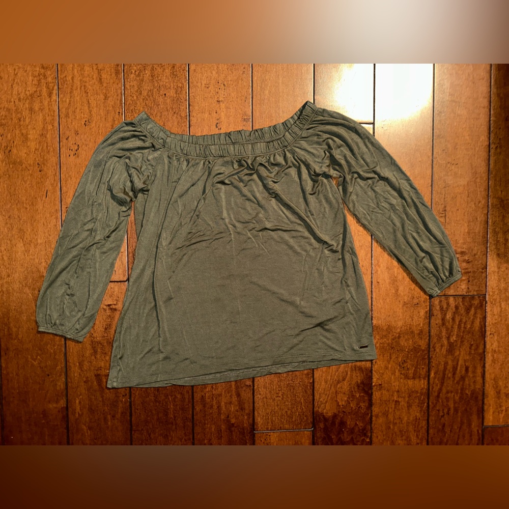 Hollister off the shoulder top